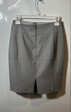 Load image into Gallery viewer, Express Womens Gray Knee Length Back Zip Straight &amp; Pencil Skirt Size 2
