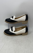 Load image into Gallery viewer, Vintage Galo Regalo Womens Black White Round Toe Slip-On Loafer Shoes Size EU 39
