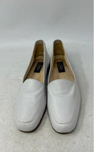 Load image into Gallery viewer, Selly Womens White Soft Genuine Leather Slip-On Low Top Loafer Flat Size 8
