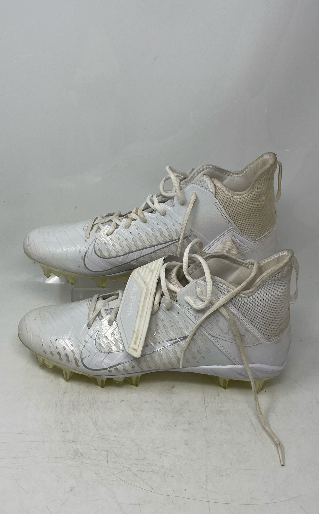Nike Mens Alpha Menace Pro 2 Mid AQ3209-109 White Football Cleats Size 13