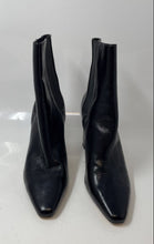 Load image into Gallery viewer, Donald J. Pliner Womens Laila Black Leather Ankle Chelsea Boots Size 9.5M
