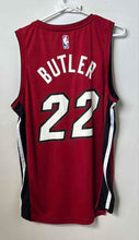 Load image into Gallery viewer, Fanatics Mens Red Miami Heat Jimmy Butler #22 Basketball Jersey Size Large
