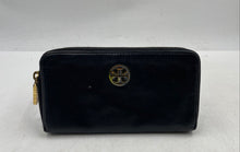 Load image into Gallery viewer, Authentic Tory Burch Womens Black Leather Continental Zip-Around Wallet Stained
