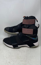 Load image into Gallery viewer, Nike Mens LeBron Soldier 10 844374-085 Black White Sneaker Shoes Size 13.5
