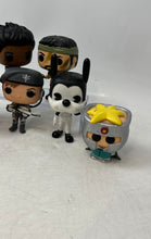 Load image into Gallery viewer, Set Of 7 Pieces Funko Pop Vinyl Home Decor Collectible Mixed Variety Figurines
