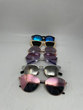 Load image into Gallery viewer, Michael Kors, Diff, Guess Multicolored Sunglasses (6 Pcs)
