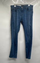 Load image into Gallery viewer, Hugo Boss Mens Blue Denim Medium Wash Pockets Straight Leg Jeans Size 34/32
