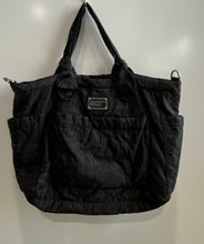 Load image into Gallery viewer, Authentic Marc By Marc Jacobs Womens Black Inner Pocket Medium Tote Handbag
