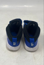 Load image into Gallery viewer, Nike Kids Team Hustle D 9 AQ4226-400 Blue Hook &amp; Loop Sneaker Shoes Size 9C
