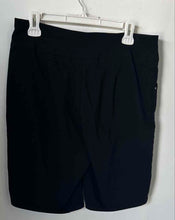 Load image into Gallery viewer, INC International Concepts Womens Black Flat Front Pull-On Bermuda Shorts Sz 10
