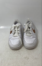 Load image into Gallery viewer, Nike Girls Court Borough Low 2 SE DQ5979-100 White Sneaker Shoes Size 5.5Y
