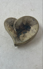 Load image into Gallery viewer, Silver-Tone Velvet Lined Heart Shape Lidded Collectible Jewelry Box
