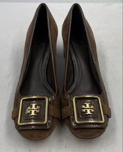 Load image into Gallery viewer, Authentic Tory Burch Womens Talla Brown Leather Slip-On Block Pump Heels Size 6M
