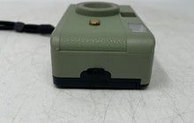 Load image into Gallery viewer, Heyday BHF01 35mm Focus Free Reusable Point &amp; Shoot Film Camera Not Tested
