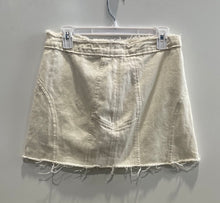 Load image into Gallery viewer, Forever 21 Womens Off-White Cotton Stretch Raw Hem A-Line Skirt Size Medium
