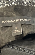 Load image into Gallery viewer, Banana Republic Womens Black &amp; White Tweed Side Zip Mini Skirt Size Medium
