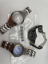 Load image into Gallery viewer, Fossil, Relic, Women-Men Analog Watches 3 Pcs
