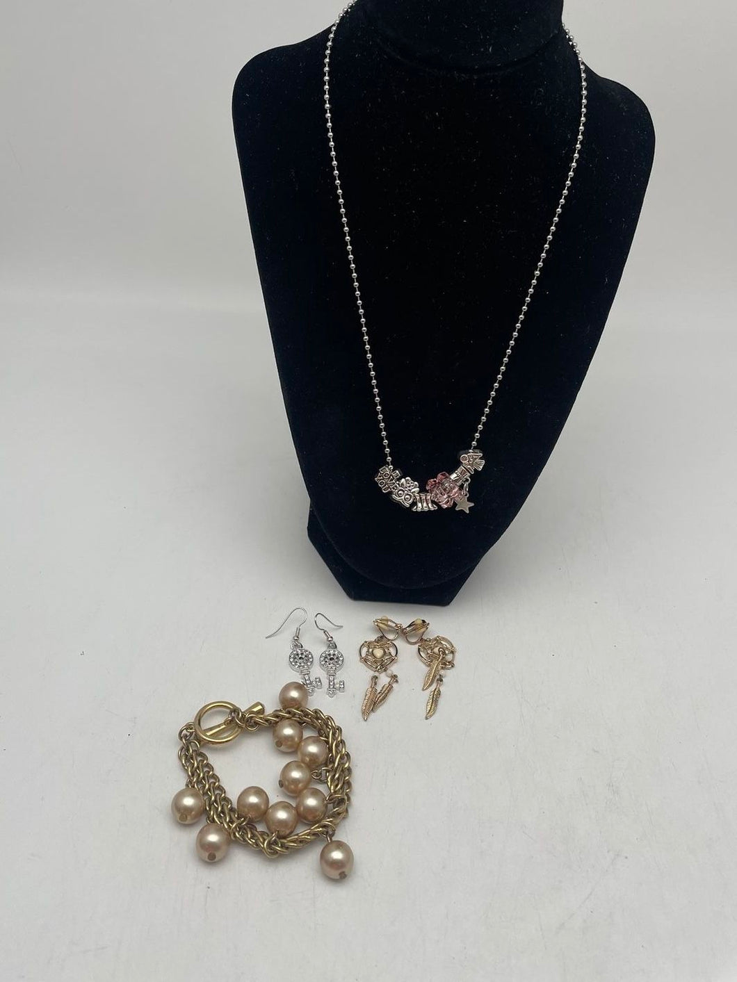 Set Of 4 Pcs (1 Necklace, 1 Bracelet, 2 Earrings) Women's Jewelry, Weight 64g