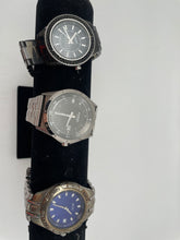 Load image into Gallery viewer, Fossil, Relic, Women-Men Analog Watches 3 Pcs
