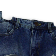 Load image into Gallery viewer, Zara Girls Blue Dark Wash Flat Front Distressed Denim Jean Shorts Size 4
